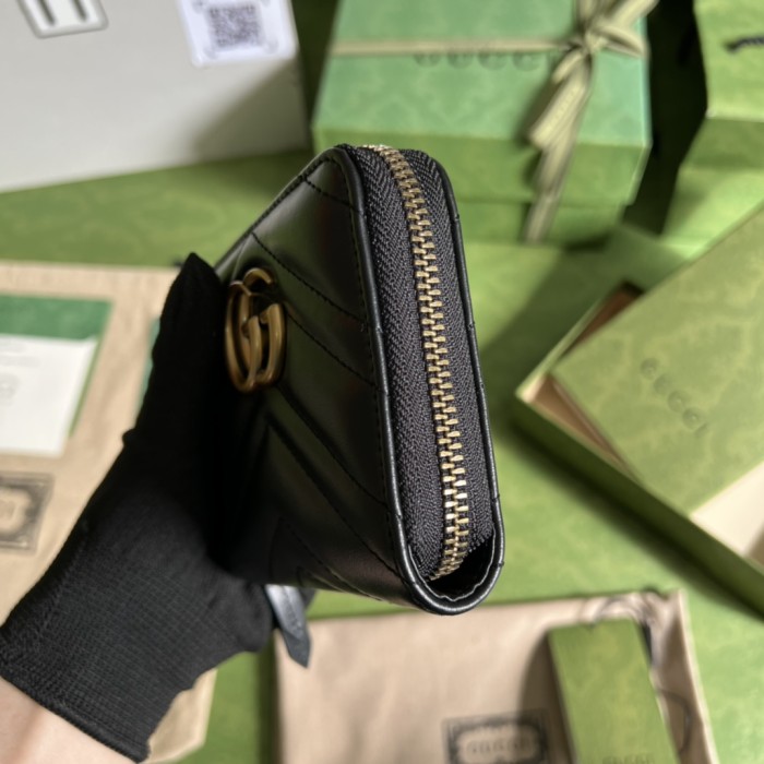 Handbag    Gucci 474813  size  11.5*10*2.5 cm