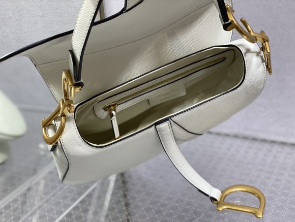  Handbag   Dior  size  25.5 cm