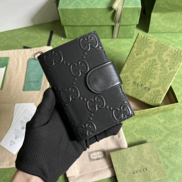 Handbag   Chanel  724562  size 10.5*14.5 cm