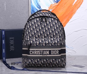 Handbag  Dior  99302  size  35x15x42 cm