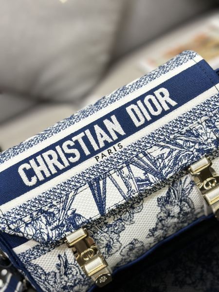  Handbag   Dior M1241 size  23 x 15 x 8 cm