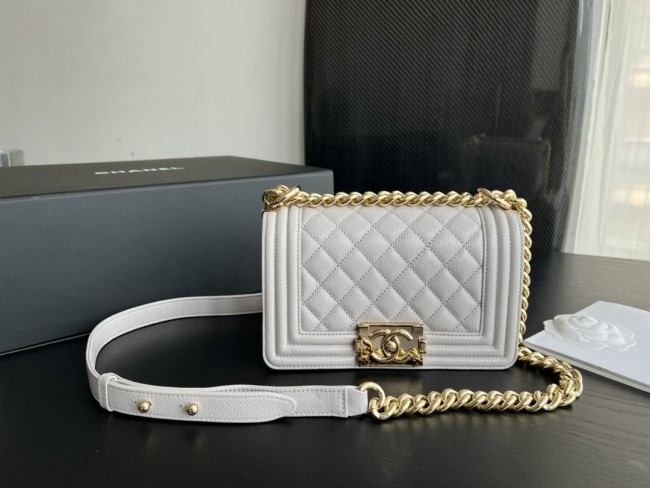 Handbag   Chanel  size  20 cm
