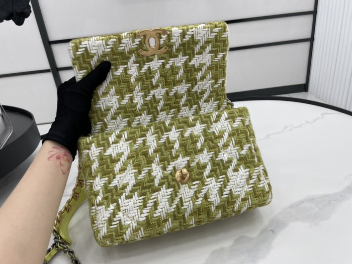  Handbag   Chanel   AS1160  size  26 cm