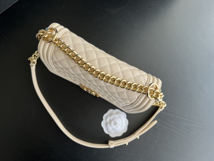 Handbag   Chanel  size  25 cm