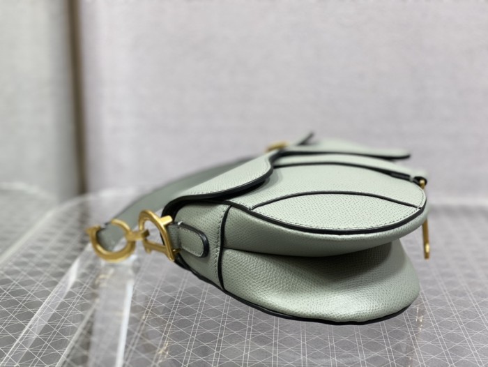  Handbag   Dior  size  19.5 cm