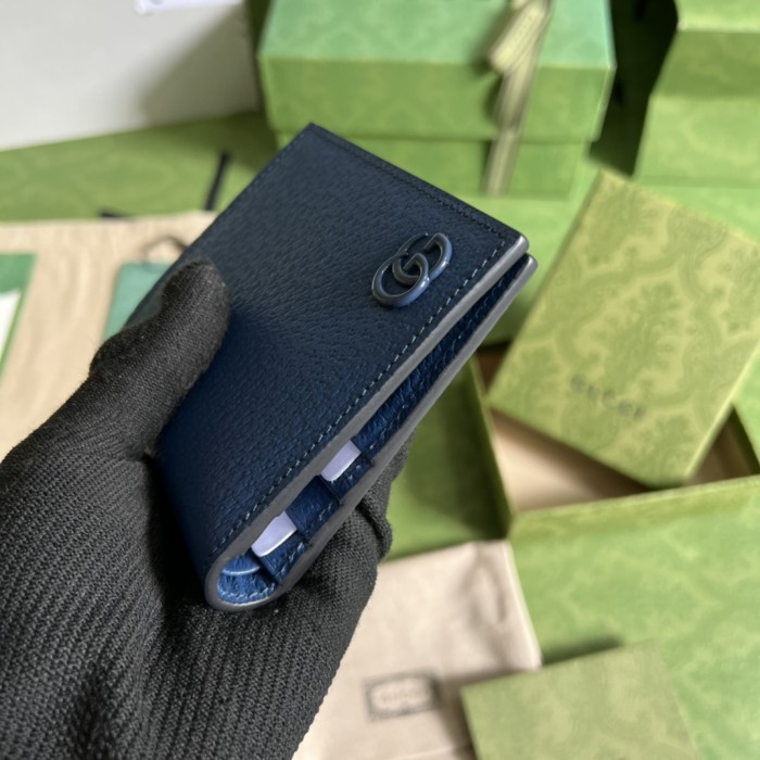 Handbag   Chanel  723737  size  10.5*9.5 cm