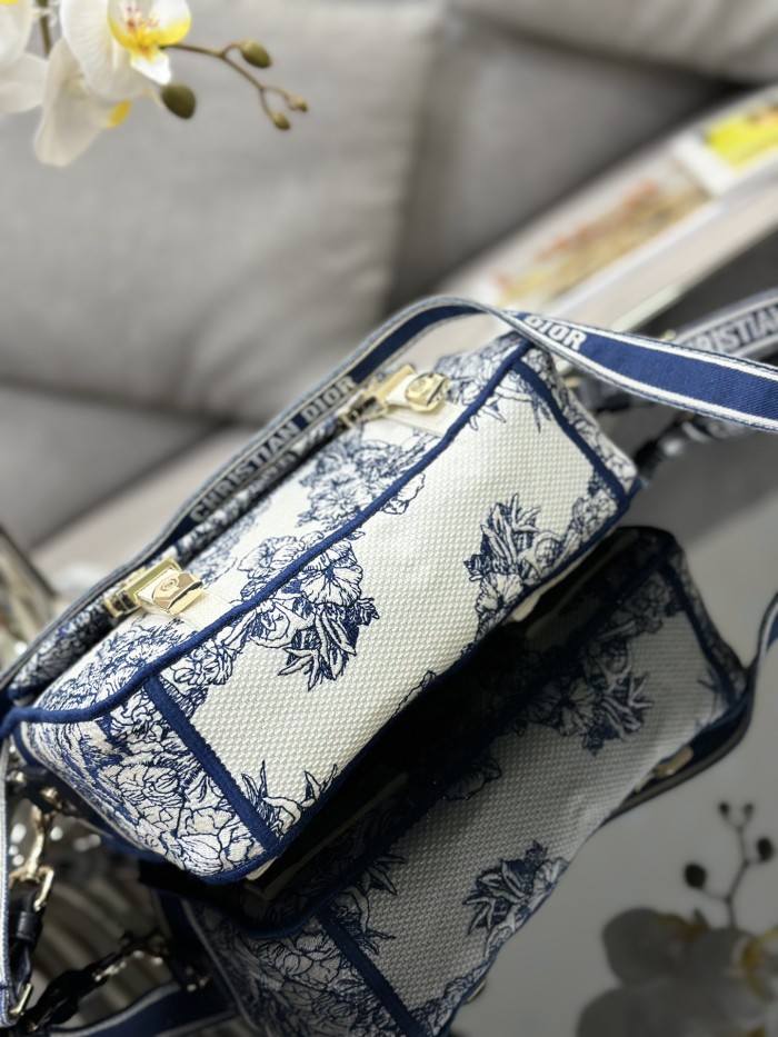  Handbag   Dior M1241 size  23 x 15 x 8 cm