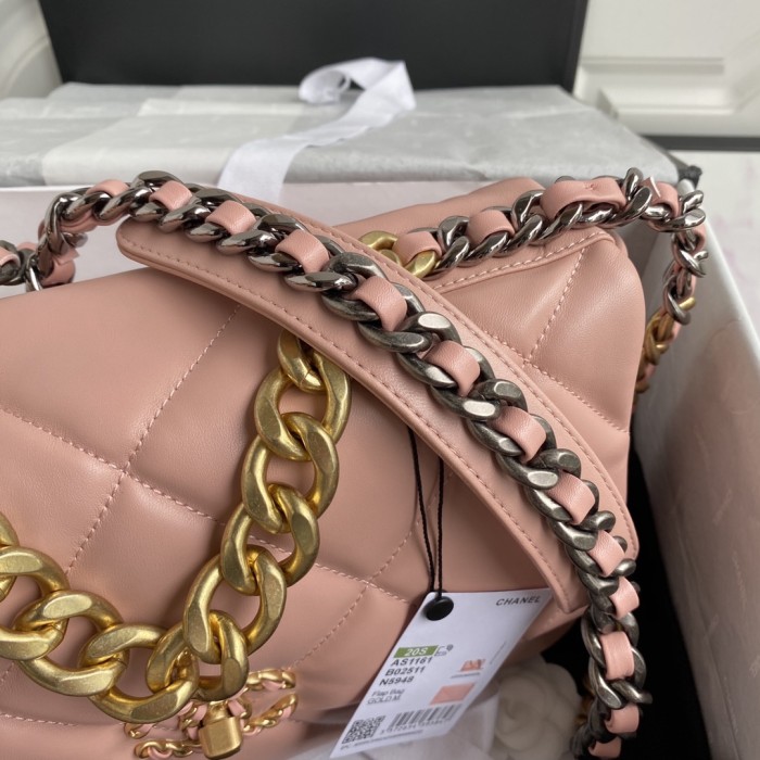 Handbag   Chanel  size  30 cm
