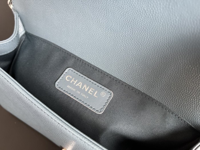 Handbag   Chanel  size  25 cm