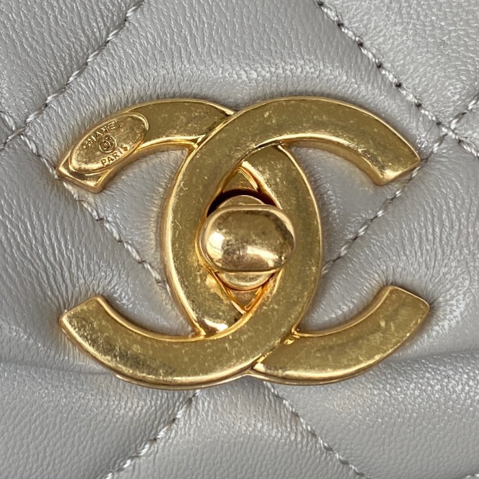 Handbag   Chanel  AS3367  size  23X10X15.5 Cm