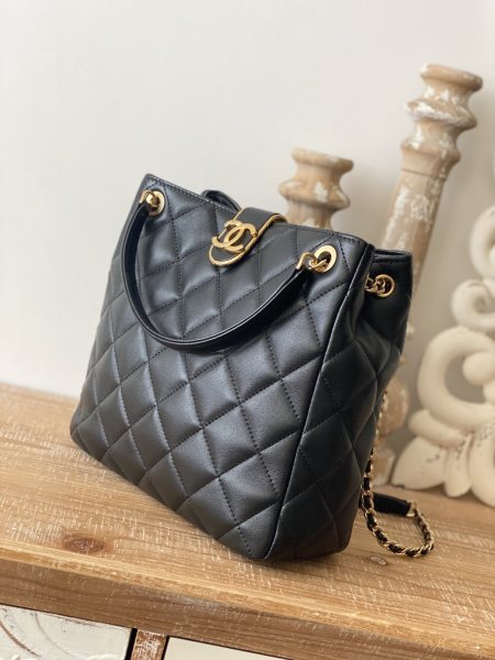 Handbag   Chanel  3477  size  22*25*9* cm