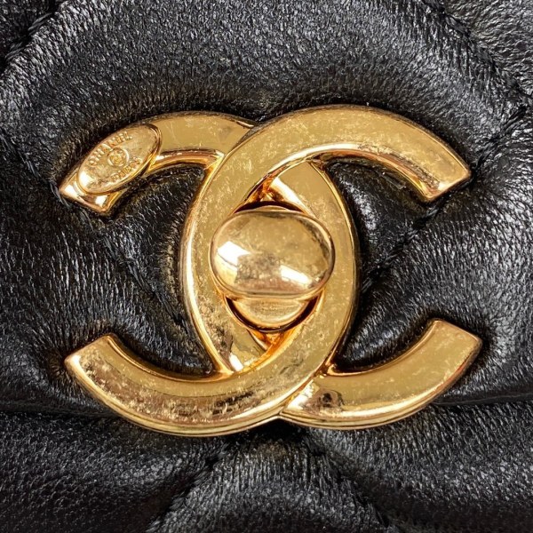 Handbag   Chanel  AS3367  size 23X10X15.5 Cm
