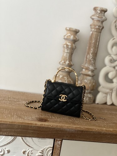 Handbag   Chanel   AP81212  size  8.5*11*4 cm