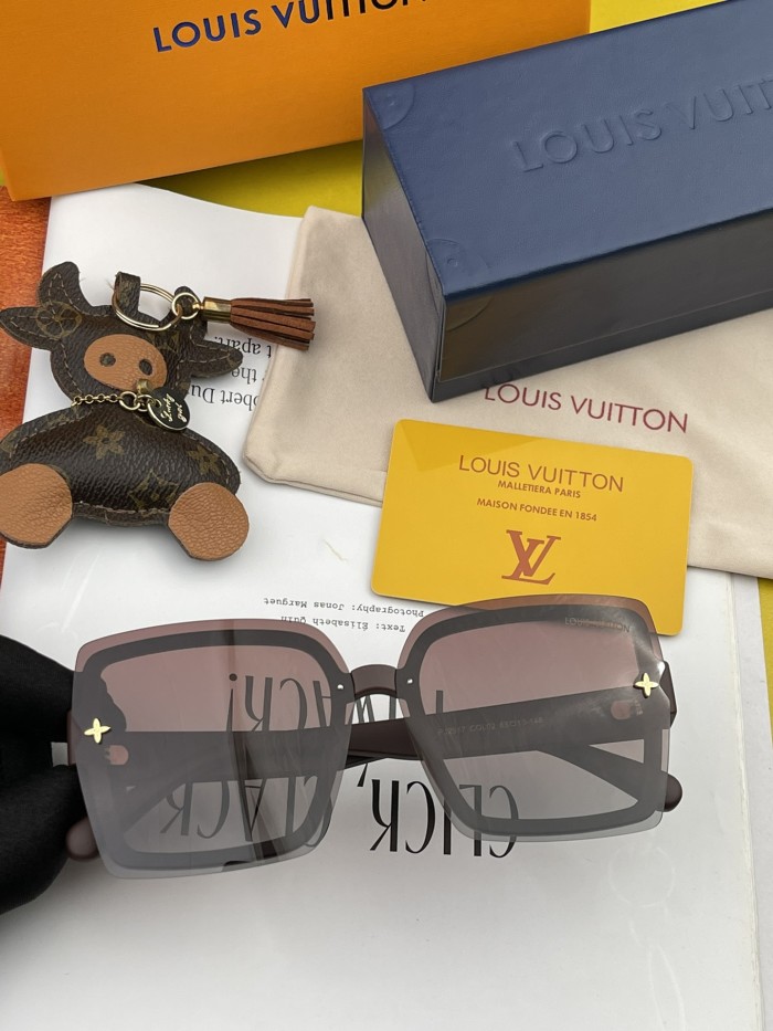 Sunglasses Louis Vuitton L7291