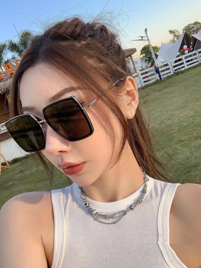 Sunglasses Gucci G9807
