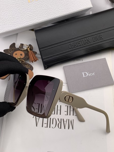 sunglasses Dior D6227