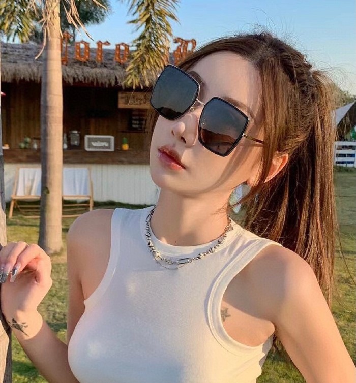 Sunglasses Gucci G9807