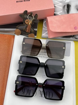sunglasses Miu Miu MM1405