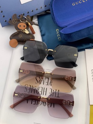 Sunglasses Gucci G1365