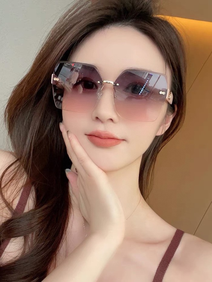 Sunglasses Gucci G1365