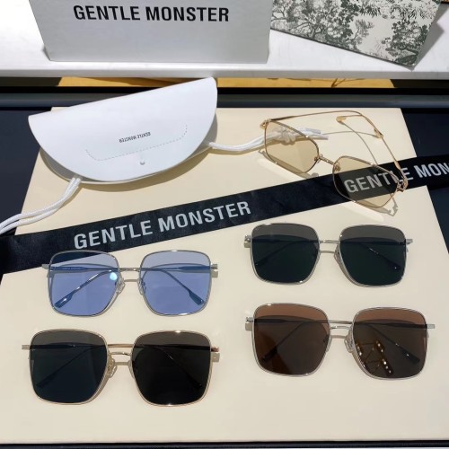 Sunglasses 𝐆𝐄𝐍𝐓𝐋𝐄 𝐌𝐎𝐍𝐒𝐓𝐄𝐑 DIANE