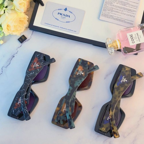 Sunglasses Prada 0PR 15