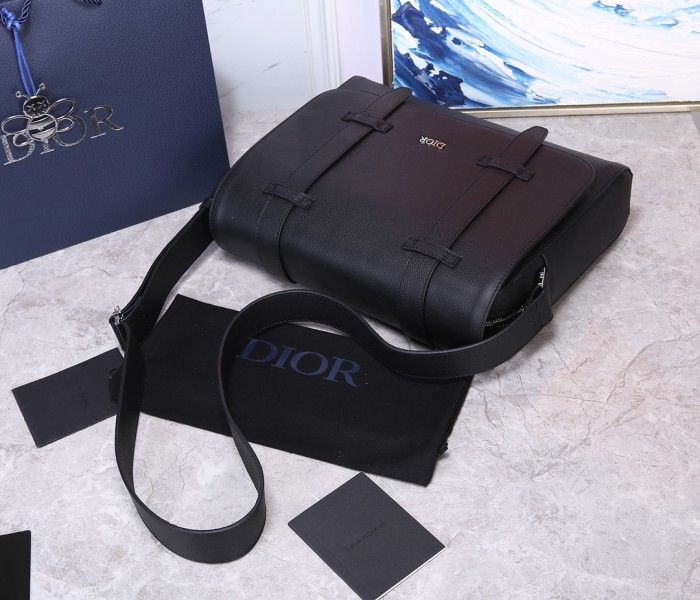  Handbag   Dior 93344  size  34*25*5.5  cm