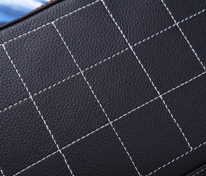  Handbag   Dior  size  22 x 15 x 6  cm