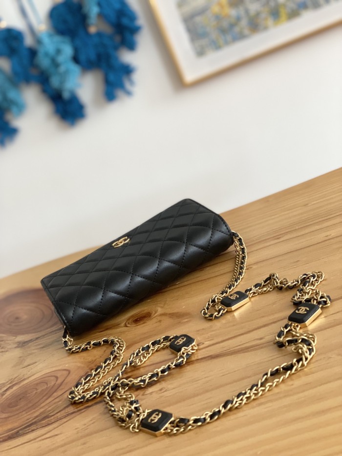 Handbag  Chanel  81217  size  19.2  12.3   3.5 cm