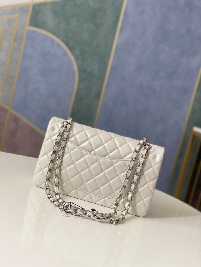 Handbag  Chanel 112 size  25 cm