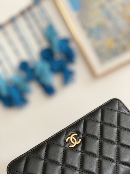 Handbag  Chanel  81217  size  19.2  12.3   3.5 cm