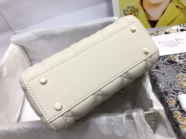 DIOR Lady Dior Matte Cow Leather Lady Dior Bag, Handbag, Shoulder Bag, Crossbody Bag Mini Women's Milk White M0505ILOI-M030 size 17*7*15 cm