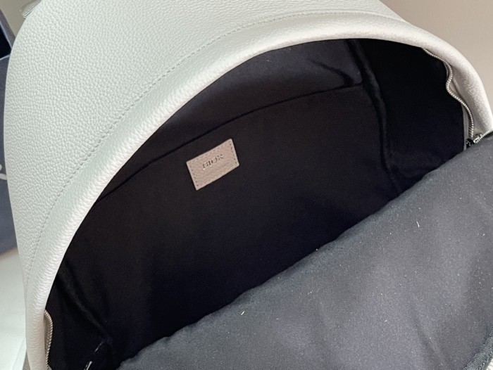  Handbag   Dior  93388  size  30 x 42 x 15  cm