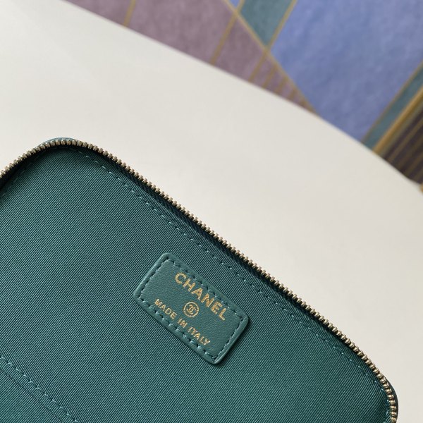 Handbag   Dior 81118  size  9.5 17 8 cm