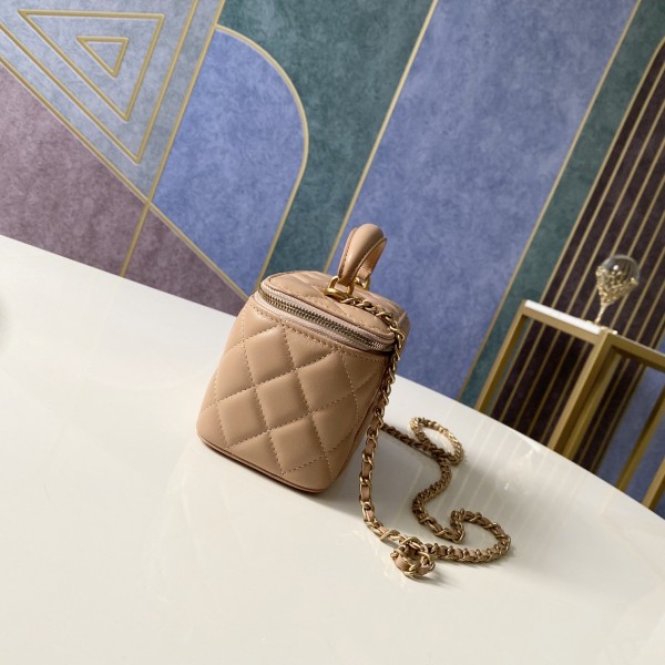 Handbag   Dior  81118  size  9.5 17 8 cm