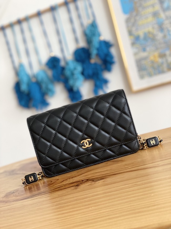 Handbag  Chanel  81217  size  19.2  12.3   3.5 cm