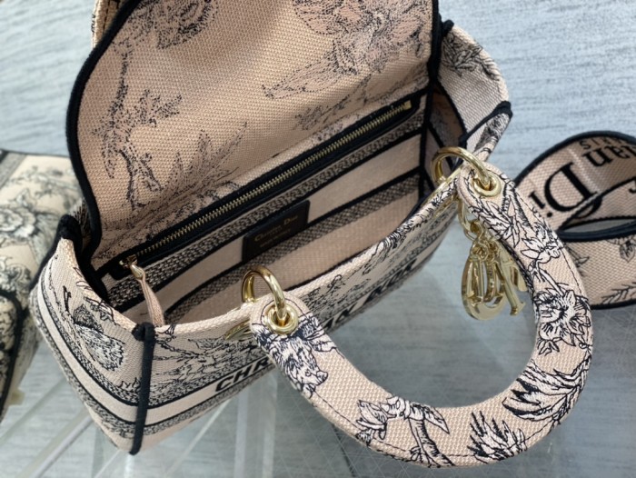   Handbag  Dior  size  24*11*20 cm