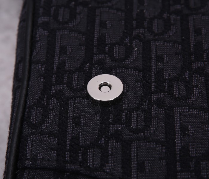  Handbag   Dior  size  20x28.6x5 cm