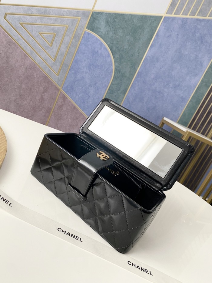 Handbag    Chanel 01919  size  22 10 8.5 cm