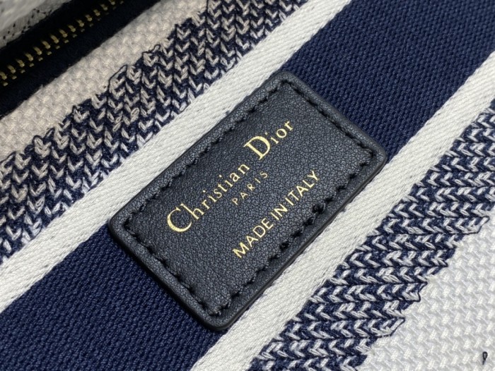   Handbag  Dior  size 24*11*20 cm