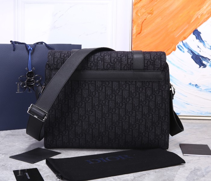  Handbag   Dior  93344  size  34*25*5.5  cm