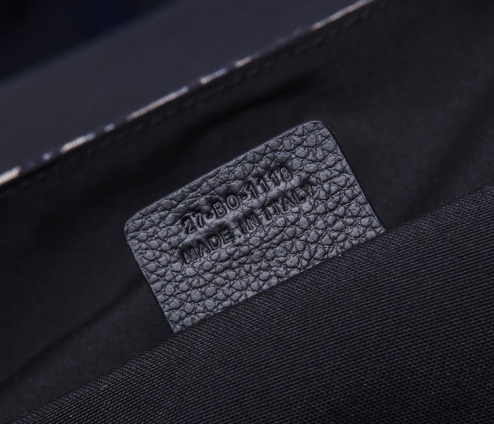  Handbag   Dior  93319  size  32*42*16 cm