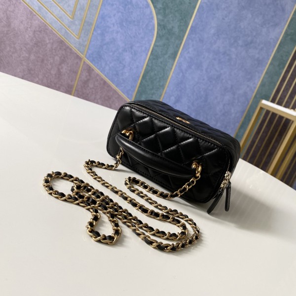 Handbag   Dior 81118  sizez  9.5 17 8 cm