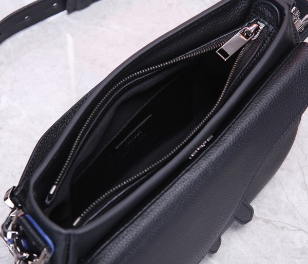  Handbag   Dior  CD93315  size  24*17*8  cm