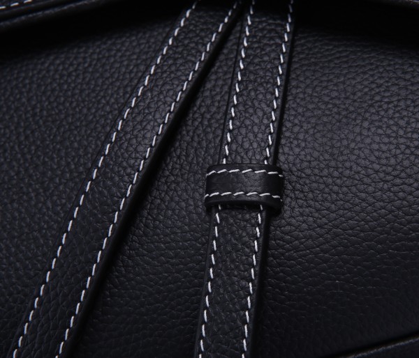  Handbag   Dior  CD93305  size  20x28.6x5 cm