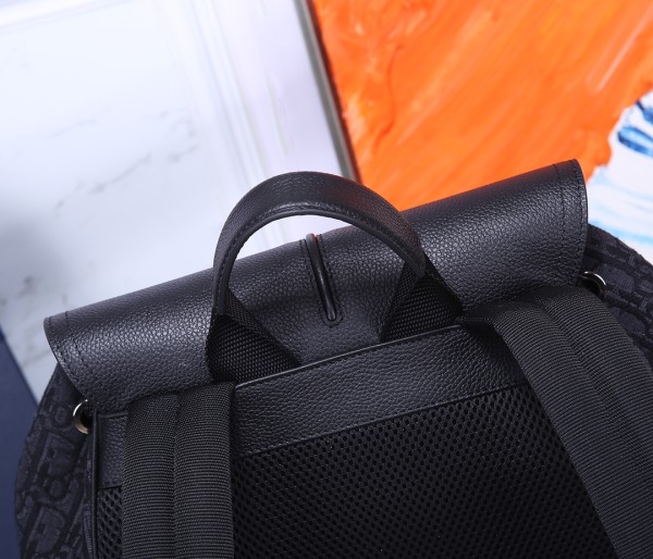  Handbag   Dior  93319  size  32*42*16 cm