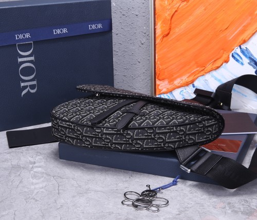  Handbag   Dior  size  20x28.6x5 cm