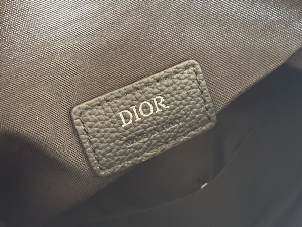  Handbag   Dior  93359  size  22x 15x 6  cm
