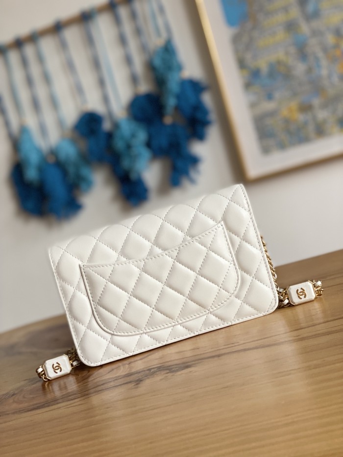 Handbag  Chanel  81217  size  19.2  12.3   3.5 cm