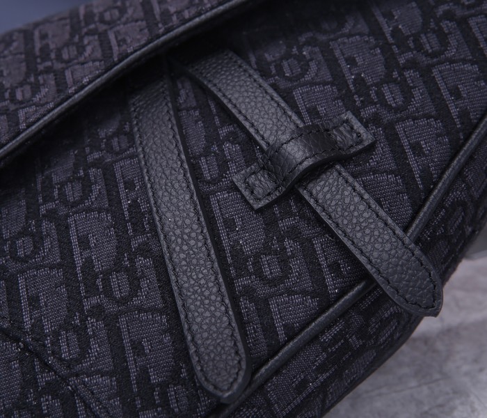  Handbag   Dior  size  20x28.6x5 cm